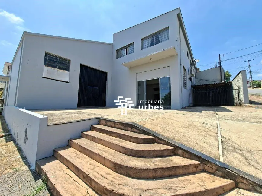 Foto 2 de Sala Comercial para alugar, 594m2 em Centro, Americana - SP