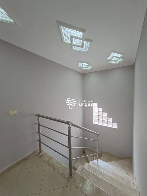 Casa com 4 quartos para alugar, 150m2 em Parque Nova Carioba, Americana - SP - imagem 9 Foto 9 de Casa com 4 quartos para alugar, 150m2 em Parque Nova Carioba, Americana - SP