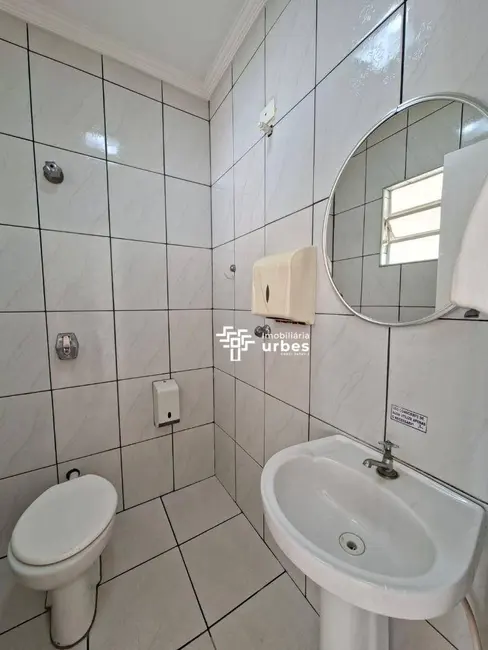 Foto 12 de Casa para alugar, 243m2 em Centro, Americana - SP