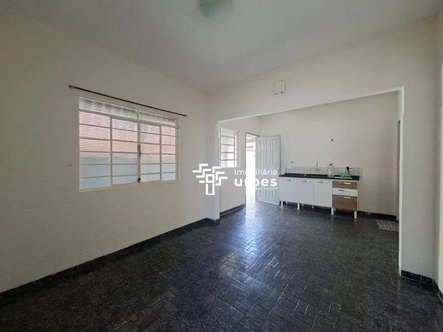 Casa com 3 quartos para alugar, 270m2 em Jardim São Vito, Americana - SP - imagem 5 Foto 5 de Casa com 3 quartos para alugar, 270m2 em Jardim São Vito, Americana - SP