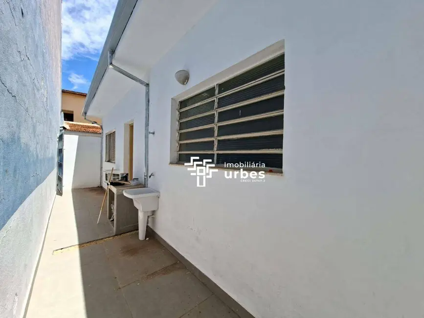 Foto 15 de Casa para alugar, 400m2 em Vila Pavan, Americana - SP