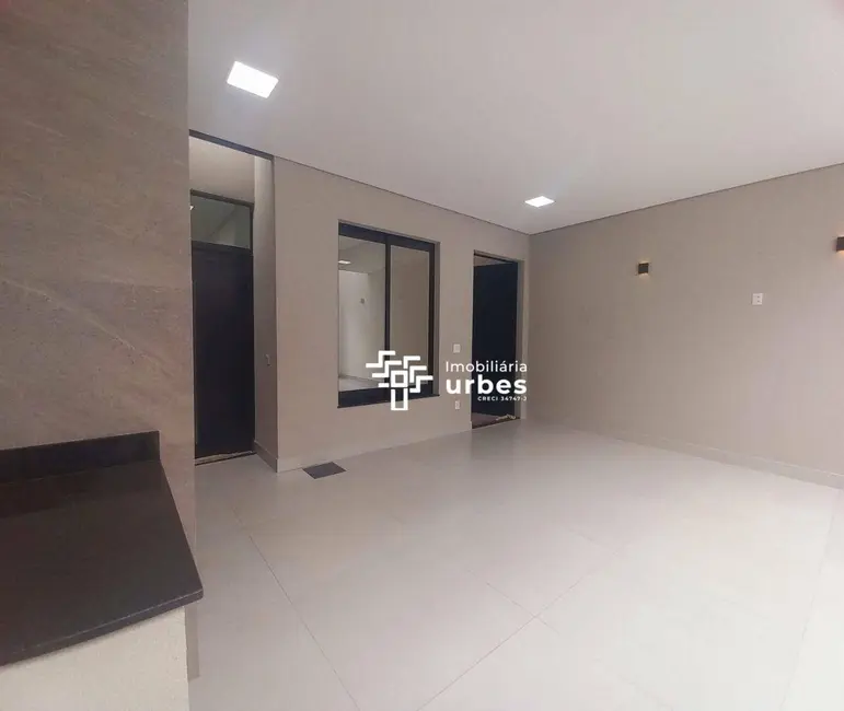 Foto 4 de Casa com 3 quartos à venda, 150m2 em Parque Universitário, Americana - SP