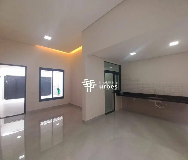 Foto 1 de Casa com 3 quartos à venda, 150m2 em Parque Universitário, Americana - SP