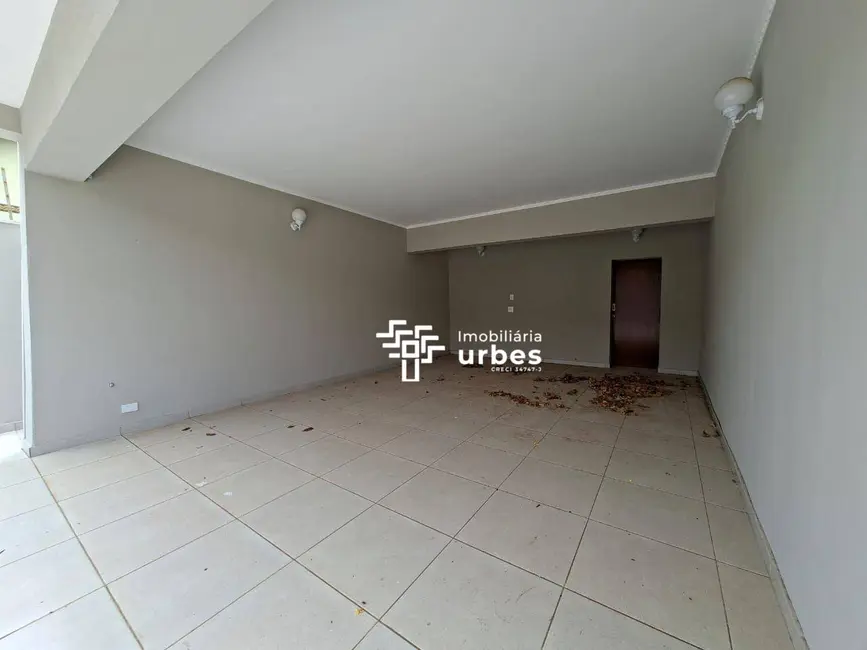Casa com 4 quartos para alugar, 331m2 em Vila Santa Maria, Americana - SP - imagem 3 Foto 3 de Casa com 4 quartos para alugar, 331m2 em Vila Santa Maria, Americana - SP