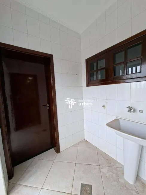 Foto 10 de Casa para alugar, 331m2 em Vila Santa Maria, Americana - SP