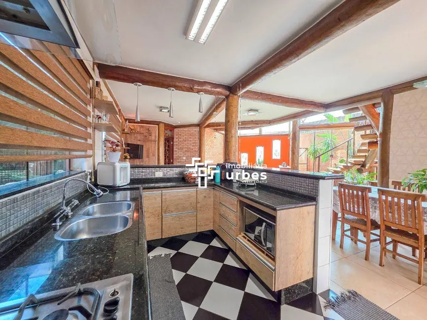 Foto 8 de Casa com 3 quartos para alugar, 300m2 em Residencial Horto Florestal Jacyra I, Americana - SP