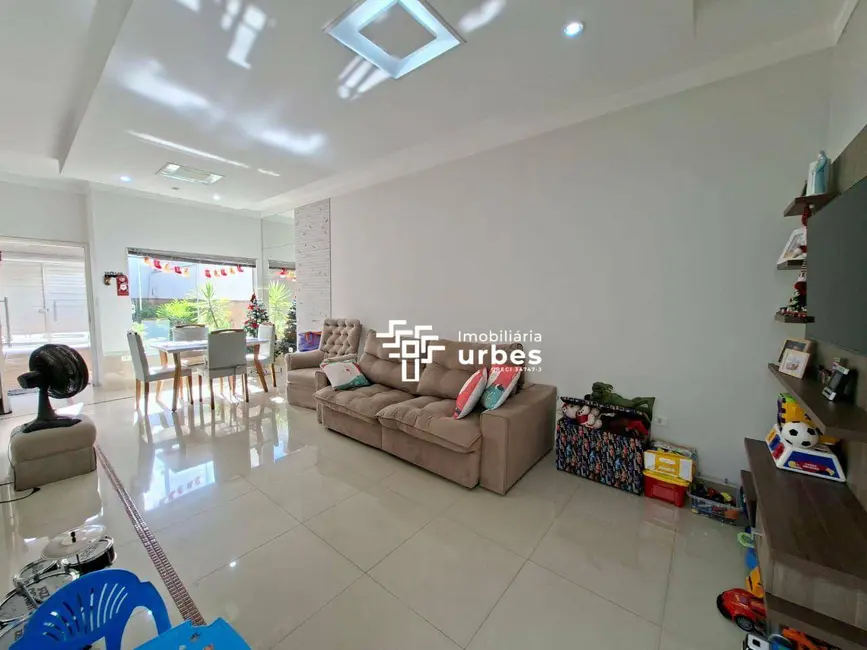 Casa com 3 quartos para alugar, 156m2 em Jardim Terramérica III, Americana - SP - imagem 5 Foto 5 de Casa com 3 quartos para alugar, 156m2 em Jardim Terramérica III, Americana - SP