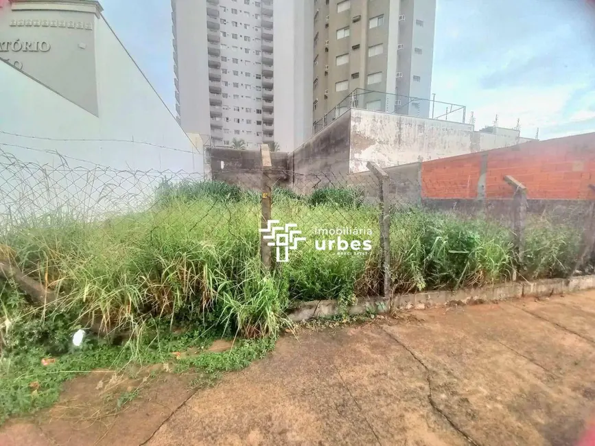 Foto 2 de Terreno / Lote à venda, 309m2 em Centro, Americana - SP