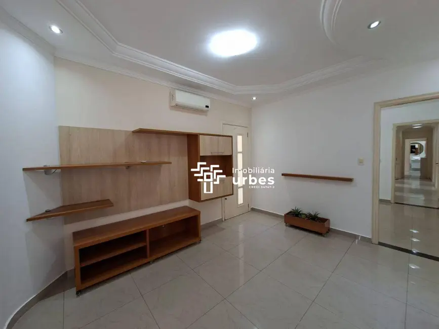 Casa com 3 quartos para alugar, 162m2 em Jardim Amélia, Americana - SP - imagem 8 Foto 8 de Casa com 3 quartos para alugar, 162m2 em Jardim Amélia, Americana - SP