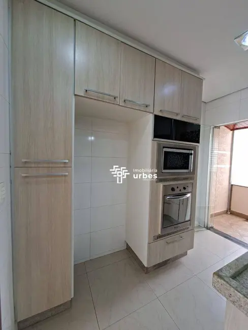 Casa com 3 quartos para alugar, 162m2 em Jardim Amélia, Americana - SP - imagem 6 Foto 6 de Casa com 3 quartos para alugar, 162m2 em Jardim Amélia, Americana - SP