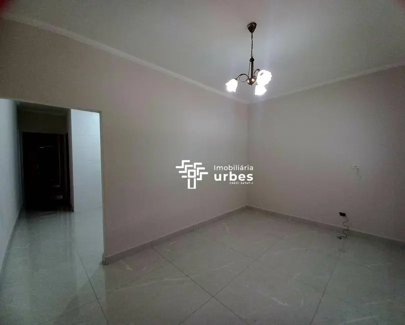 Foto 3 de Casa com 3 quartos à venda, 150m2 em Vila Bertini, Americana - SP