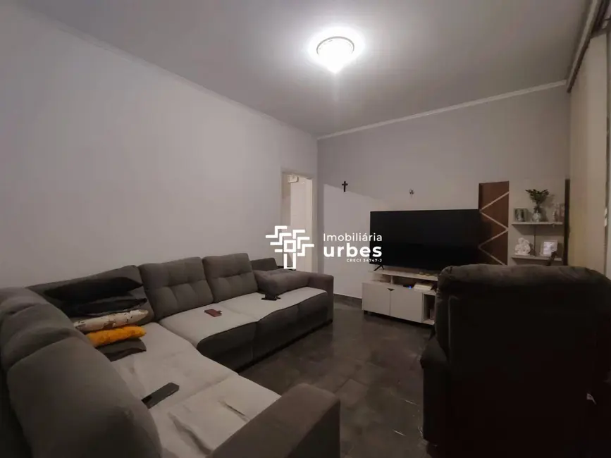 Foto 2 de Casa com 3 quartos à venda, 137m2 em Residencial Vale das Nogueiras, Americana - SP