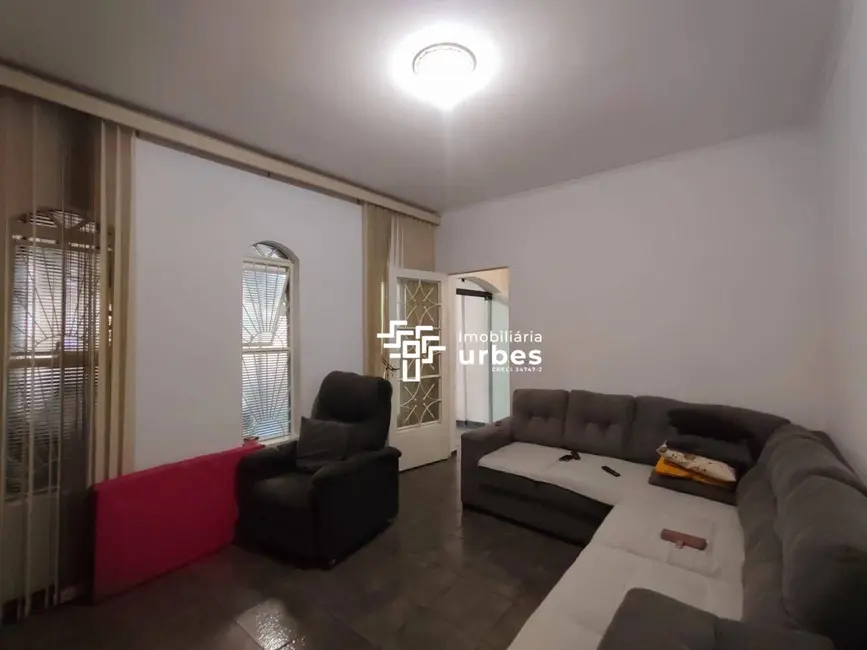 Foto 3 de Casa com 3 quartos à venda, 137m2 em Residencial Vale das Nogueiras, Americana - SP