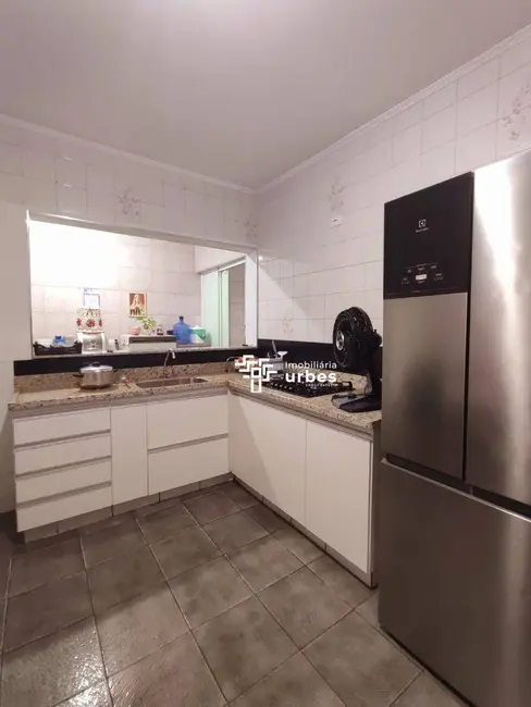 Foto 9 de Casa com 3 quartos à venda, 137m2 em Residencial Vale das Nogueiras, Americana - SP