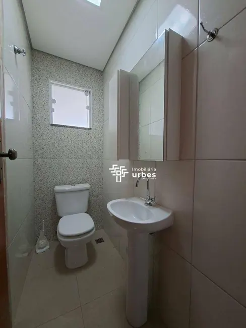 Foto 8 de Casa com 2 quartos para alugar, 250m2 em Vila Santa Maria, Americana - SP