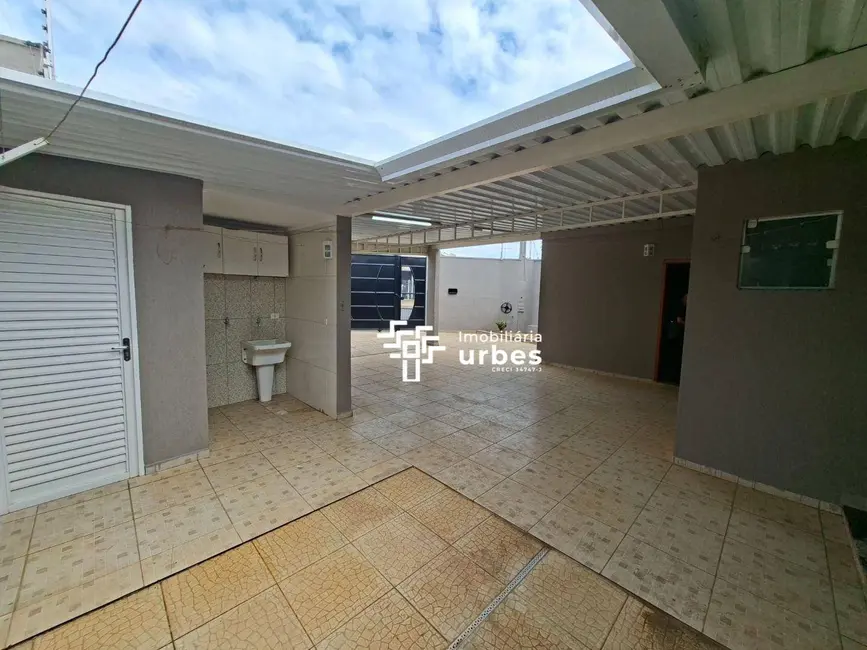 Foto 2 de Casa com 2 quartos para alugar, 250m2 em Vila Santa Maria, Americana - SP