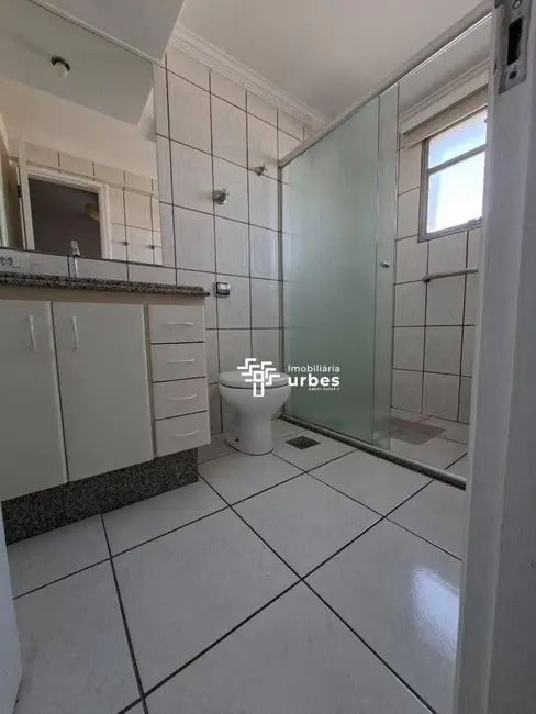 Foto 9 de Apartamento com 3 quartos para alugar, 90m2 em Chácara Machadinho II, Americana - SP