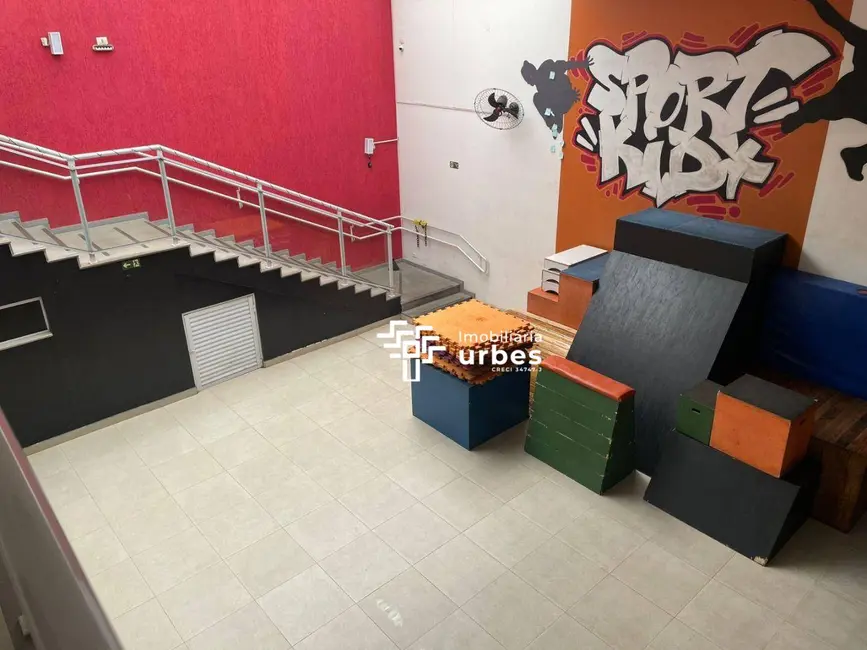 Foto 24 de Casa para alugar, 450m2 em Vila Santa Catarina, Americana - SP