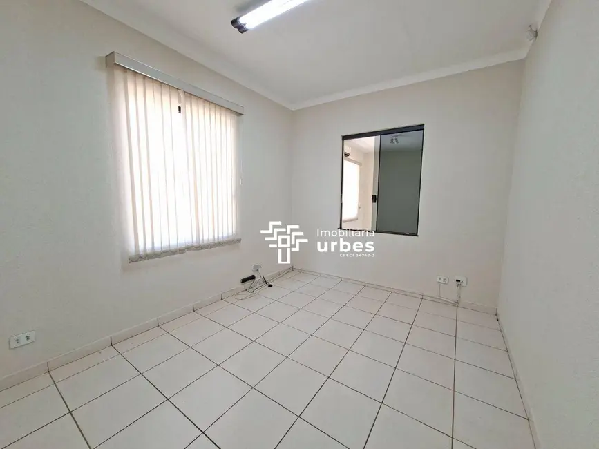 Foto 9 de Casa para alugar, 241m2 em Vila Medon, Americana - SP