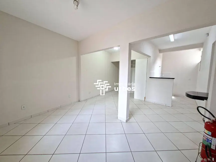 Foto 13 de Casa para alugar, 241m2 em Vila Medon, Americana - SP