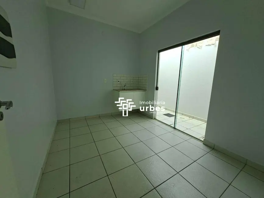 Foto 5 de Casa com 2 quartos para alugar, 155m2 em Vila Pavan, Americana - SP