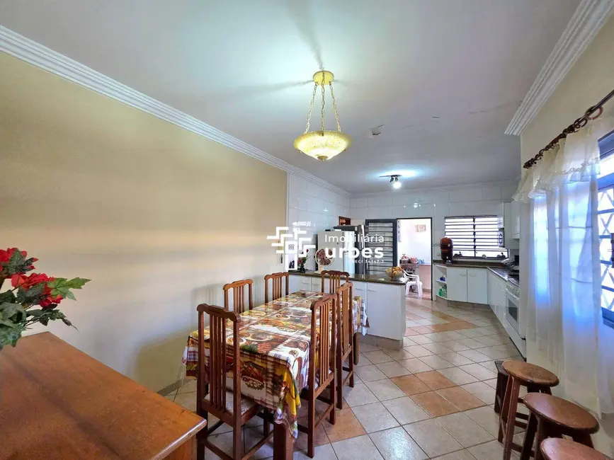 Foto 7 de Casa com 3 quartos à venda, 300m2 em Jardim São Paulo, Americana - SP