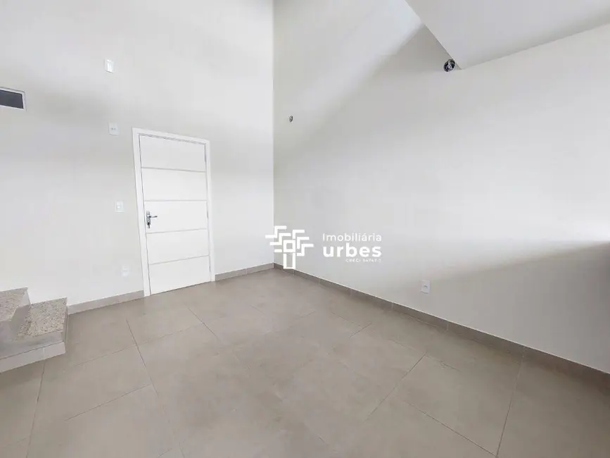 Foto 5 de Apartamento com 1 quarto para alugar, 51m2 em Vila Santa Maria, Americana - SP