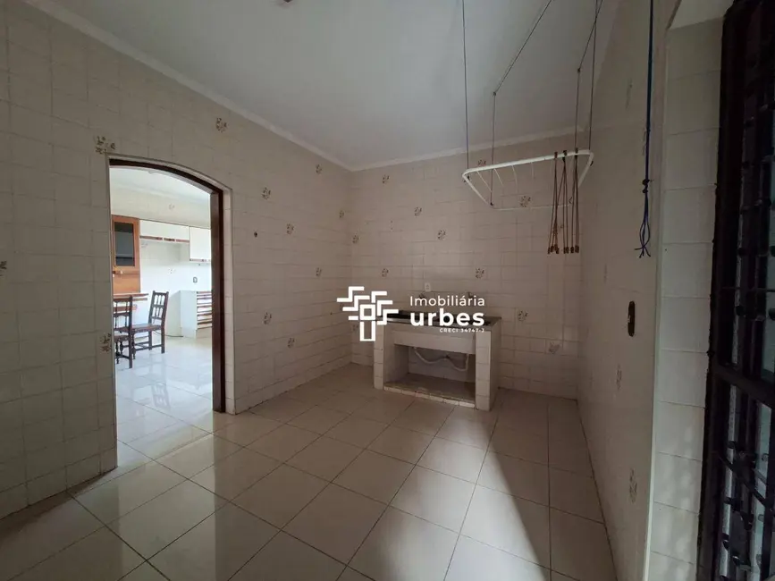 Foto 23 de Casa com 4 quartos para alugar, 334m2 em Werner Plaas, Americana - SP