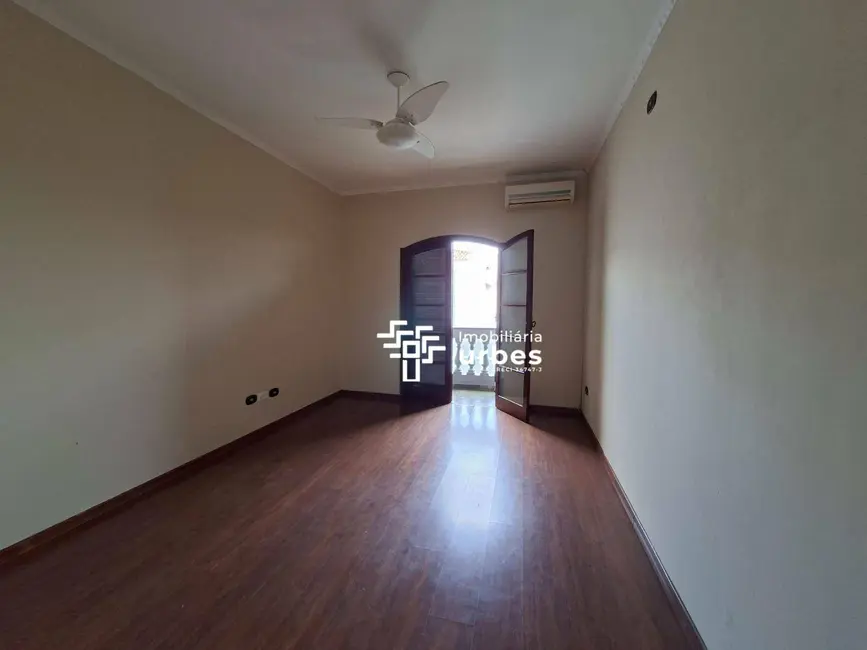 Foto 12 de Casa com 4 quartos para alugar, 334m2 em Werner Plaas, Americana - SP