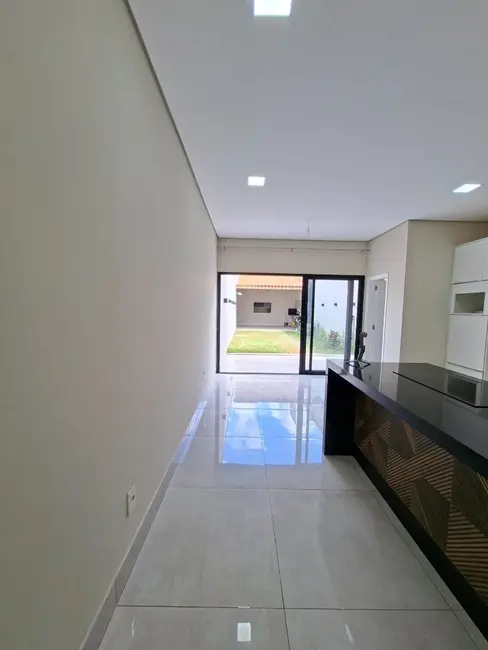 Casa com 3 quartos para alugar, 175m2 em Jardim Ipiranga, Americana - SP - imagem 4 Foto 4 de Casa com 3 quartos para alugar, 175m2 em Jardim Ipiranga, Americana - SP