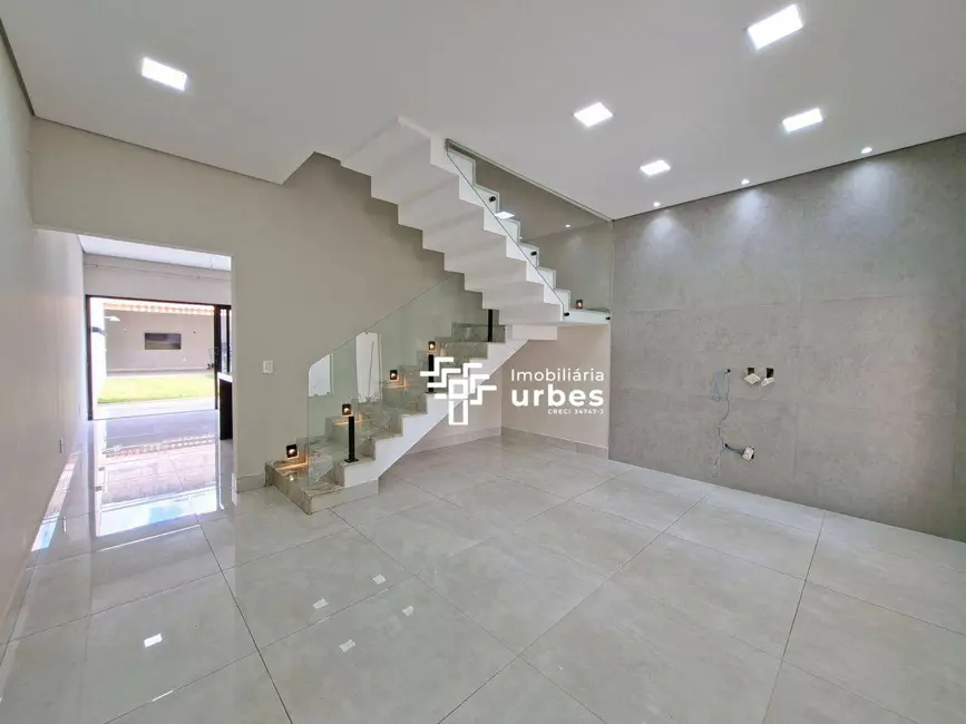 Casa com 3 quartos para alugar, 175m2 em Jardim Ipiranga, Americana - SP - imagem 2 Foto 2 de Casa com 3 quartos para alugar, 175m2 em Jardim Ipiranga, Americana - SP