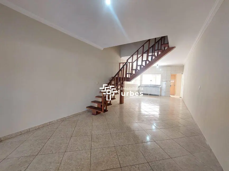 Foto 1 de Casa com 2 quartos para alugar, 384m2 em Jardim Bela Vista, Americana - SP