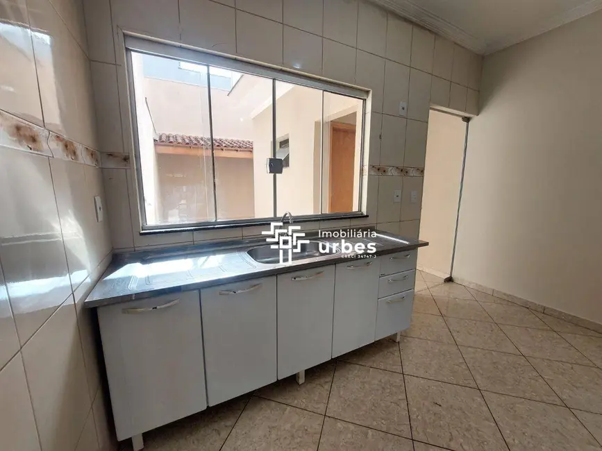 Foto 3 de Casa com 2 quartos para alugar, 384m2 em Jardim Bela Vista, Americana - SP