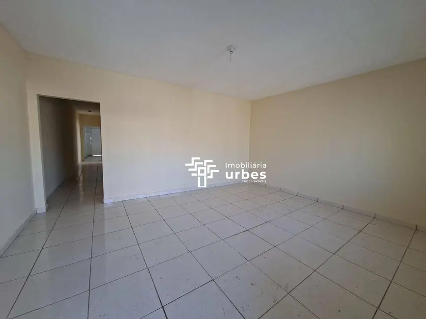 Casa com 2 quartos para alugar, 109m2 em Centro, Americana - SP - imagem 1 Foto 1 de Casa com 2 quartos para alugar, 109m2 em Centro, Americana - SP