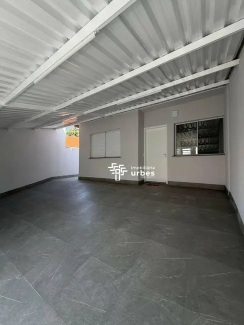 Foto 3 de Casa com 2 quartos à venda, 142m2 em Nova Odessa - SP
