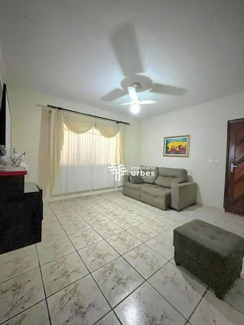 Foto 4 de Casa com 3 quartos à venda, 180m2 em Parque Novo Mundo, Americana - SP