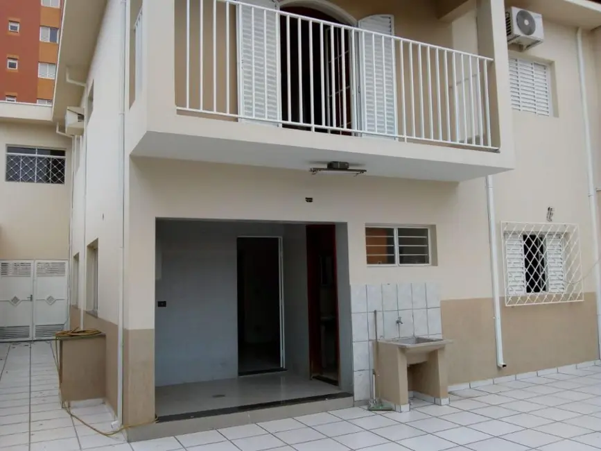 Foto 6 de Casa com 4 quartos para alugar, 300m2 em Jardim São Domingos, Americana - SP