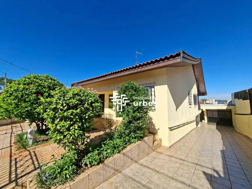 Foto 1 de Casa com 3 quartos para alugar, 363m2 em Jardim Santana, Americana - SP