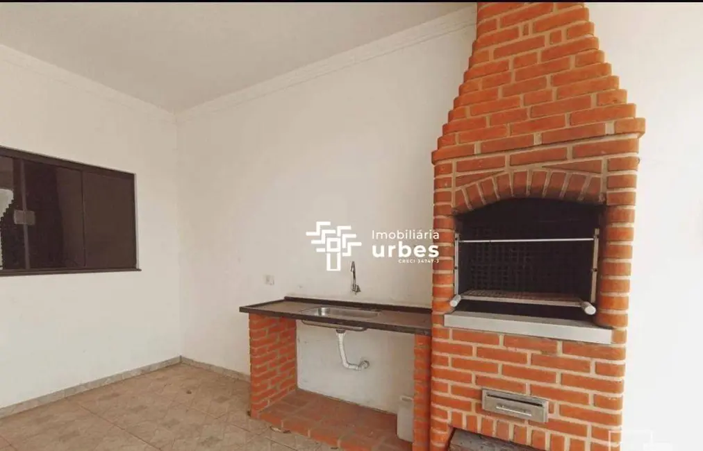 Foto 2 de Casa com 2 quartos para alugar, 106m2 em Vila Santa Maria, Americana - SP
