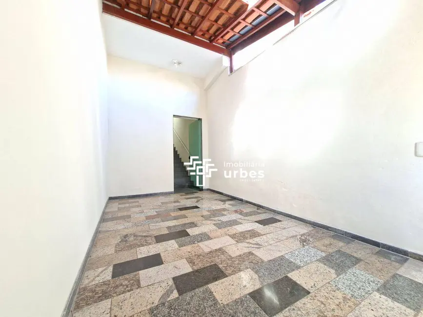 Foto 1 de Casa com 2 quartos para alugar, 272m2 em Morada do Sol, Americana - SP