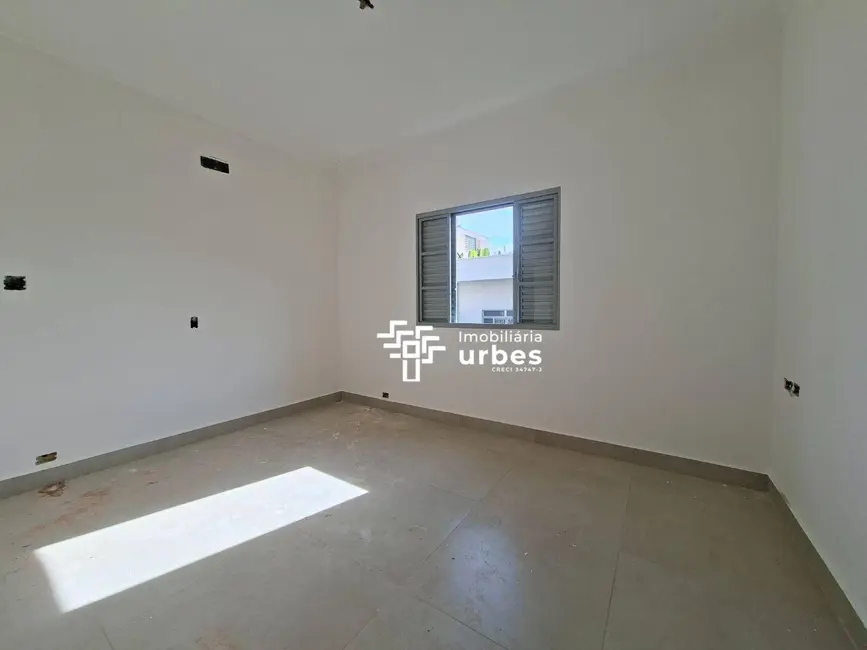 Foto 2 de Casa para alugar, 284m2 em Vila Pavan, Americana - SP
