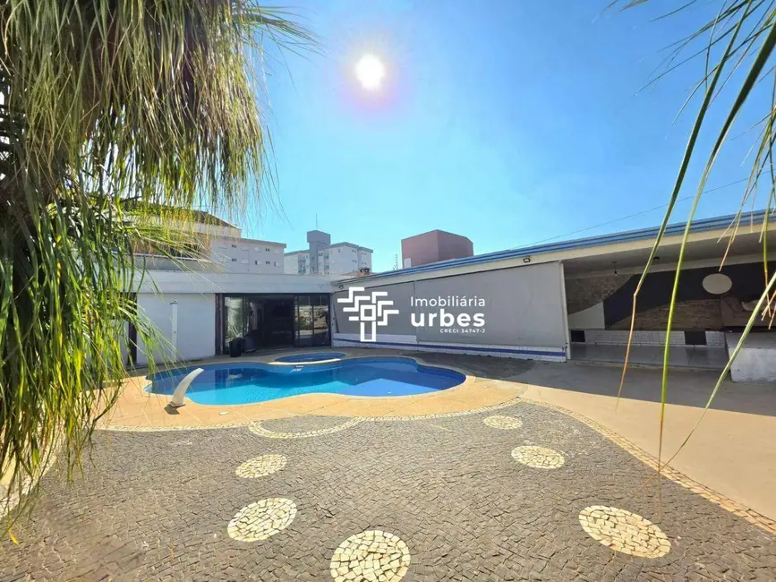 Casa com 3 quartos à venda, 648m2 em Jardim Brasília, Americana - SP - imagem 2 Foto 2 de Casa com 3 quartos à venda, 648m2 em Jardim Brasília, Americana - SP