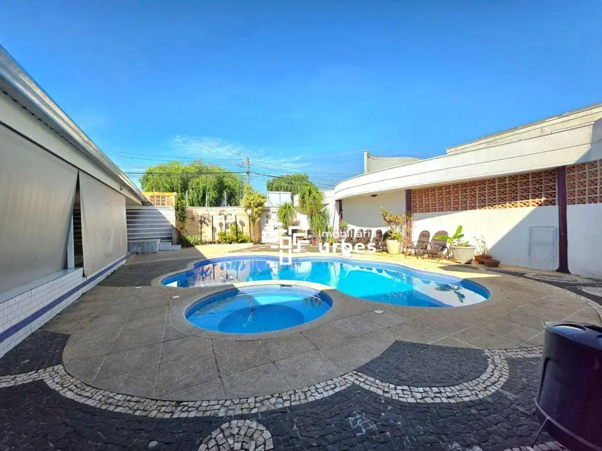 Casa com 3 quartos à venda, 648m2 em Jardim Brasília, Americana - SP - imagem 8 Foto 8 de Casa com 3 quartos à venda, 648m2 em Jardim Brasília, Americana - SP