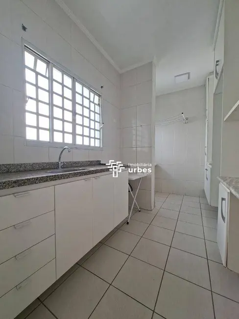 Apartamento com 2 quartos para alugar, 67m2 em Catharina Zanaga, Americana - SP - imagem 4 Foto 4 de Apartamento com 2 quartos para alugar, 67m2 em Catharina Zanaga, Americana - SP