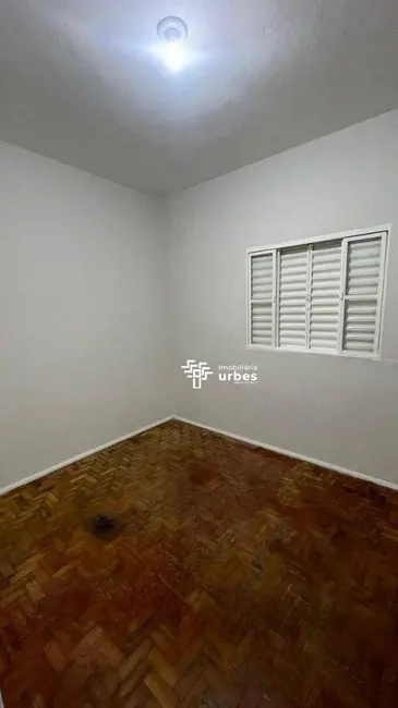 Casa com 2 quartos à venda, 125m2 em São Benedito, Americana - SP - imagem 4 Foto 4 de Casa com 2 quartos à venda, 125m2 em São Benedito, Americana - SP