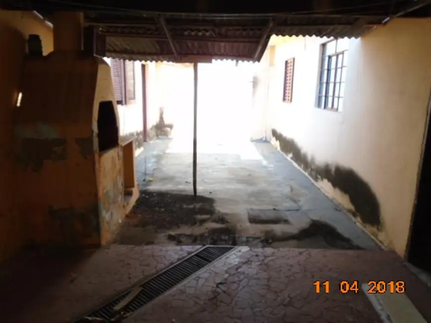 Casa com 3 quartos à venda, 300m2 em Cidade Jardim I, Americana - SP - imagem 4 Foto 4 de Casa com 3 quartos à venda, 300m2 em Cidade Jardim I, Americana - SP