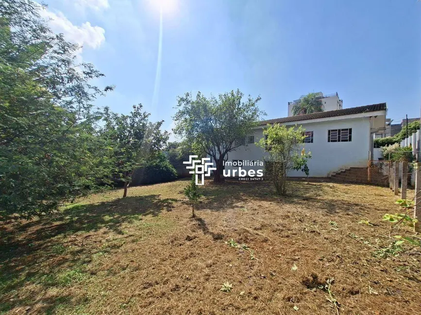Casa com 2 quartos para alugar, 302m2 em Vila Jones, Americana - SP - imagem 3 Foto 3 de Casa com 2 quartos para alugar, 302m2 em Vila Jones, Americana - SP