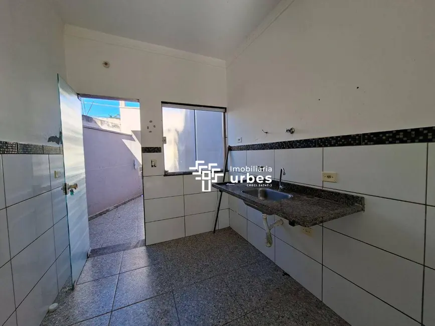 Kitnet com 1 quarto para alugar, 121m2 em Balneário Riviera, Americana - SP - imagem 4 Foto 4 de Kitnet com 1 quarto para alugar, 121m2 em Balneário Riviera, Americana - SP