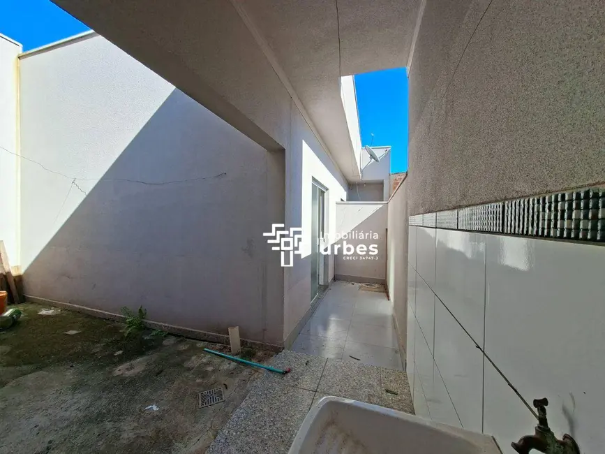 Kitnet com 1 quarto para alugar, 121m2 em Balneário Riviera, Americana - SP - imagem 7 Foto 7 de Kitnet com 1 quarto para alugar, 121m2 em Balneário Riviera, Americana - SP