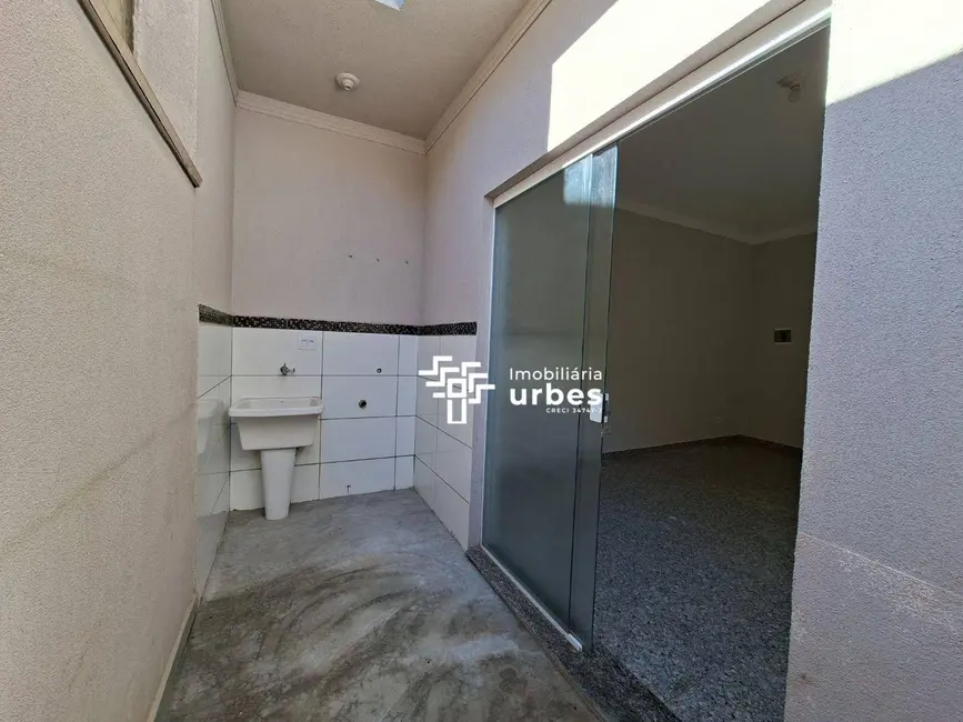 Kitnet com 1 quarto para alugar, 121m2 em Balneário Riviera, Americana - SP - imagem 6 Foto 6 de Kitnet com 1 quarto para alugar, 121m2 em Balneário Riviera, Americana - SP